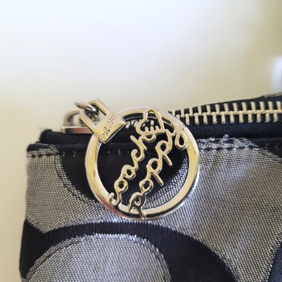Coach Poppy Shoulder Hand bag Gray Black W Signature Logo - Picture 6 of 11